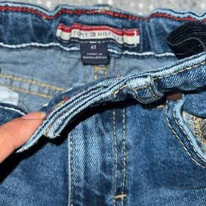 Tommy Hilfiger little boy short.